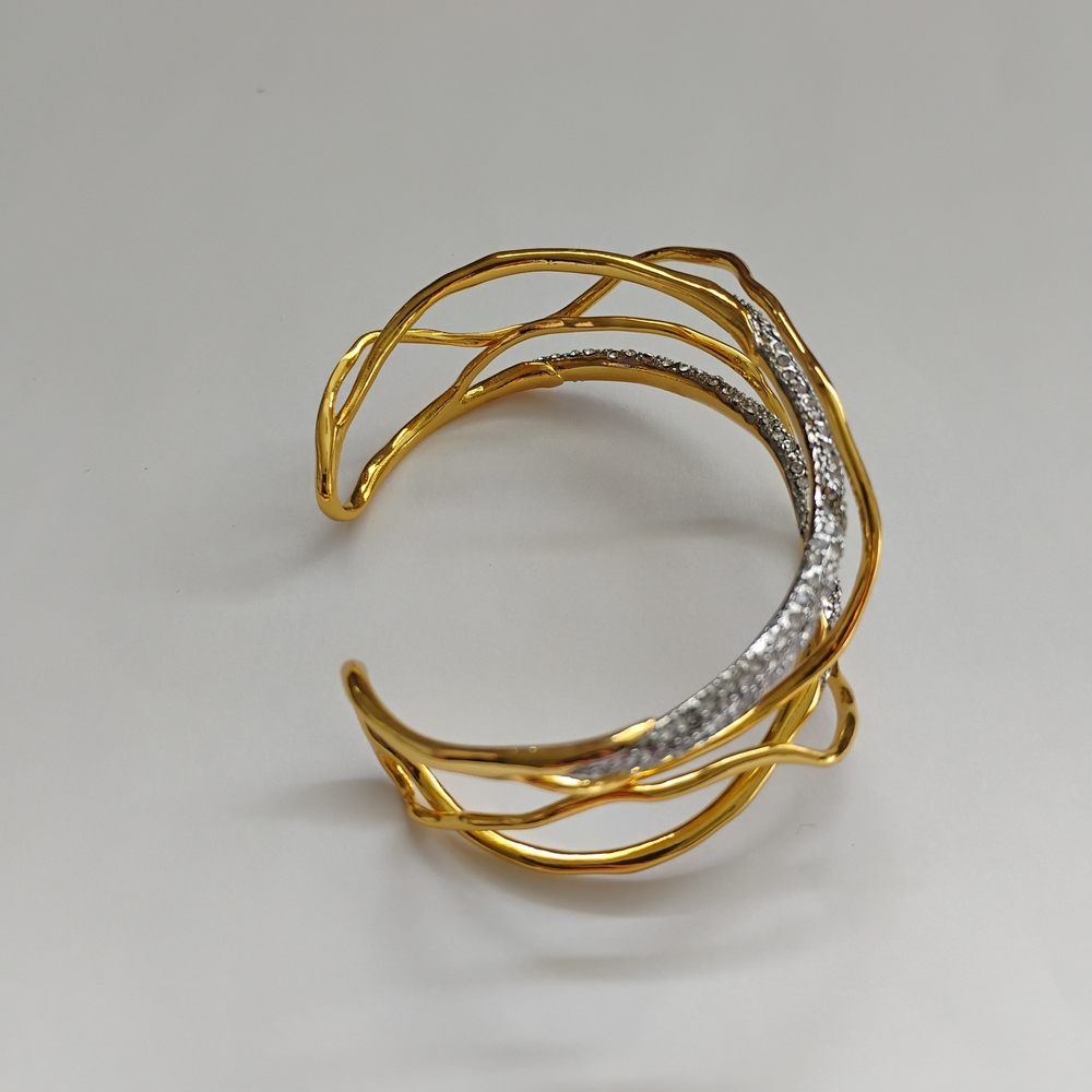 Alexis Bittar Solanales Gold Crystal Intertwined Cuff Bracelet - Picture 6 of 9